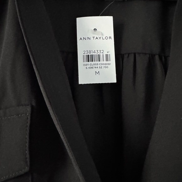 NWT Ann Taylor Black Classic Camp Shirt Size M - Picture 5 of 7